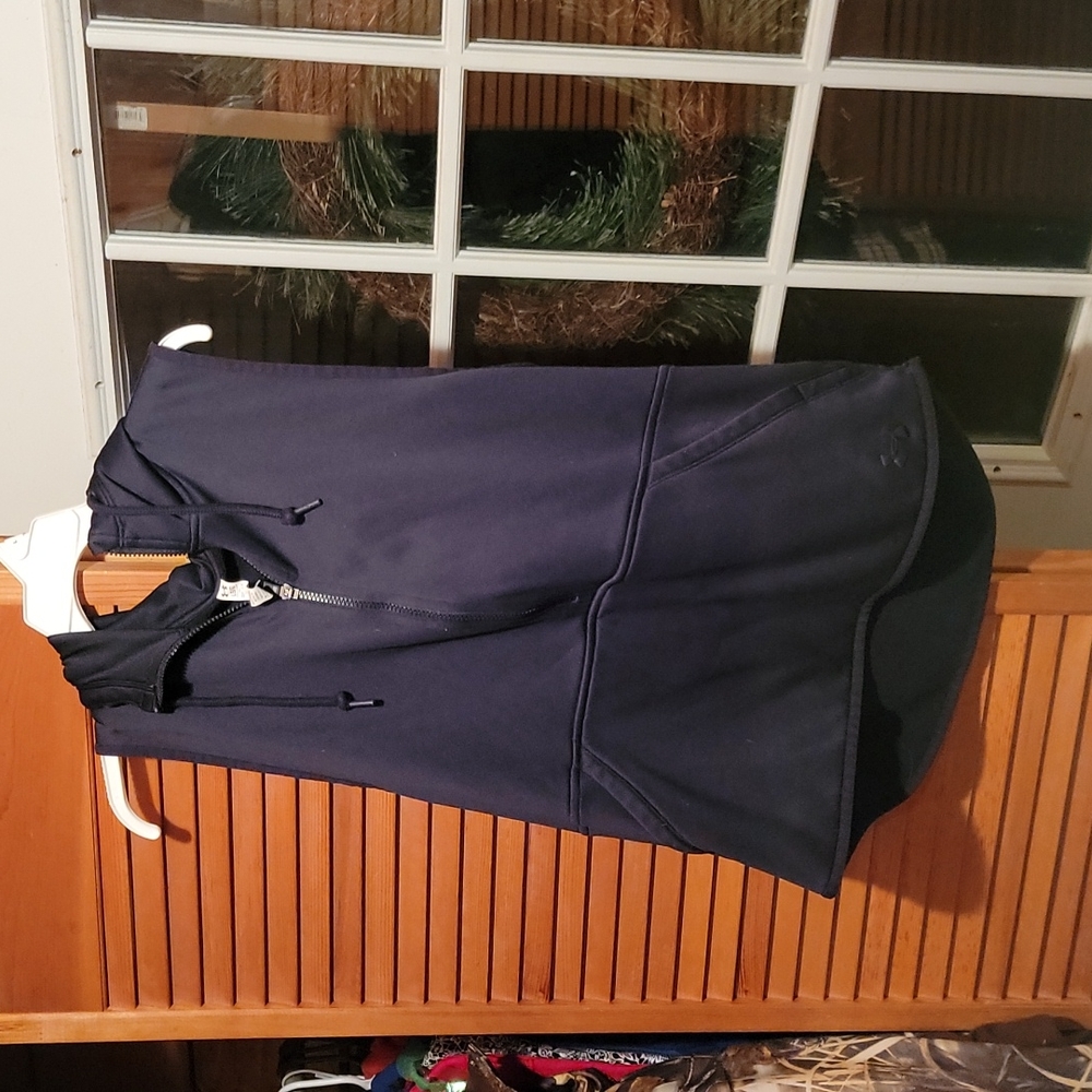 Under Armour vest